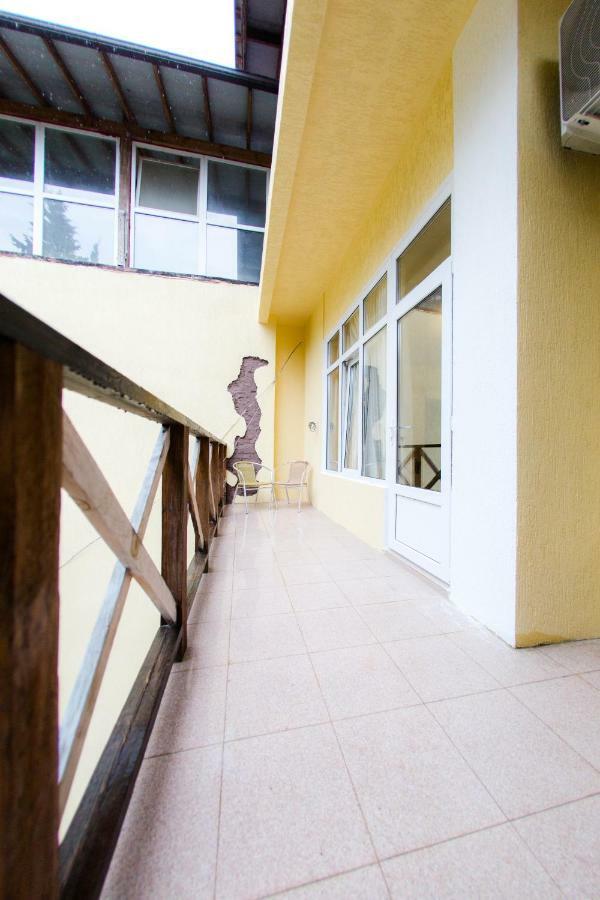 Pitsunda Hotel Exterior foto